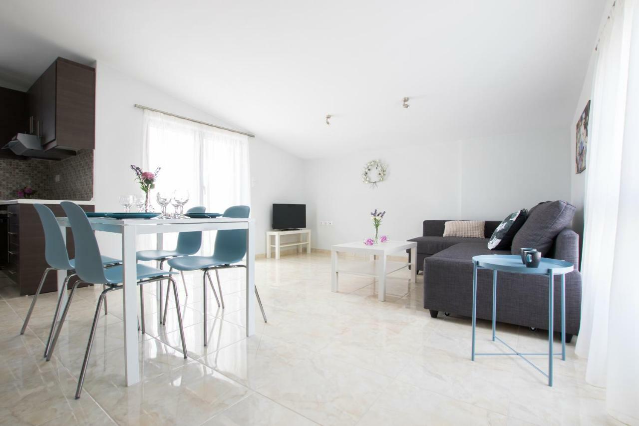 Aesthetic Apartment *